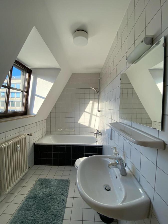 Loft + Balkon In Historischem Altbau Am Marktplatz Chemnitz Zewnętrze zdjęcie